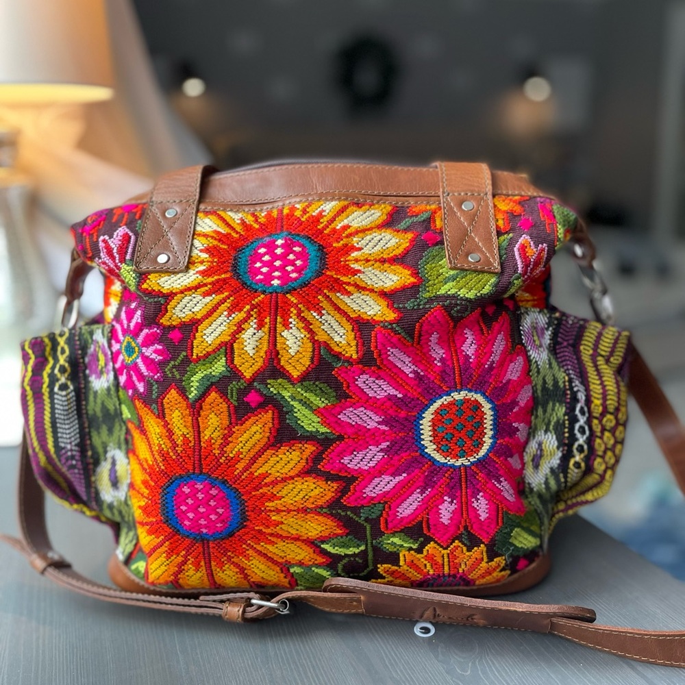 Amado small convertible day bag